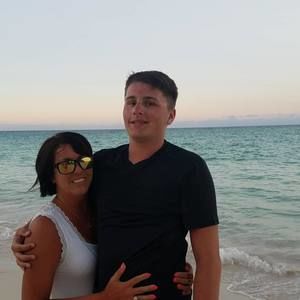 Meet your Posher, Beth